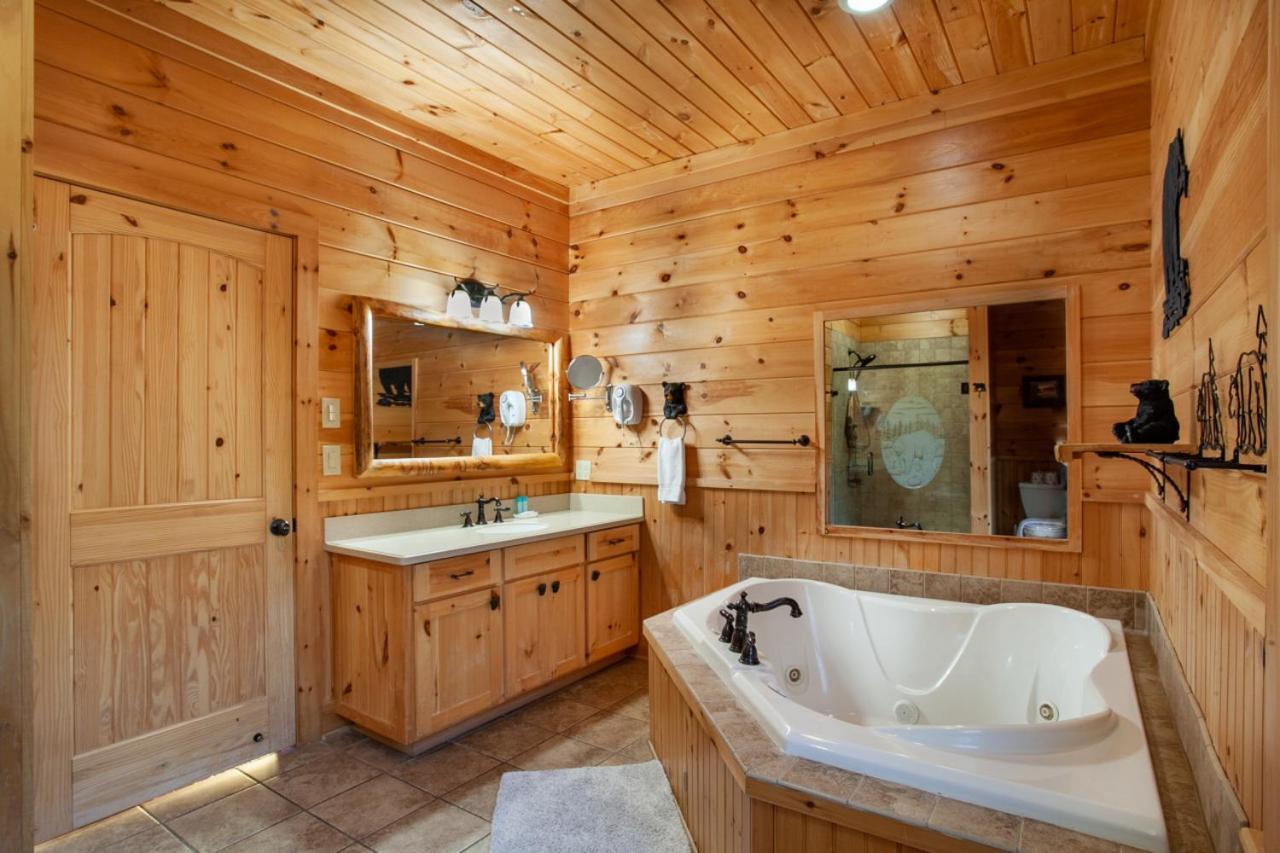 Black Bear Reserve - Mtn View, Hot Tub, Game Room Sevierville Exterior foto