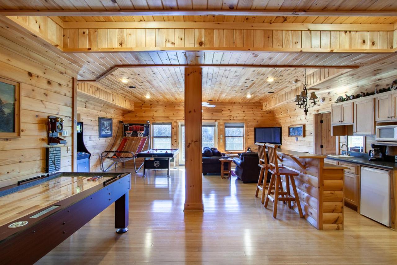 Black Bear Reserve - Mtn View, Hot Tub, Game Room Sevierville Exterior foto